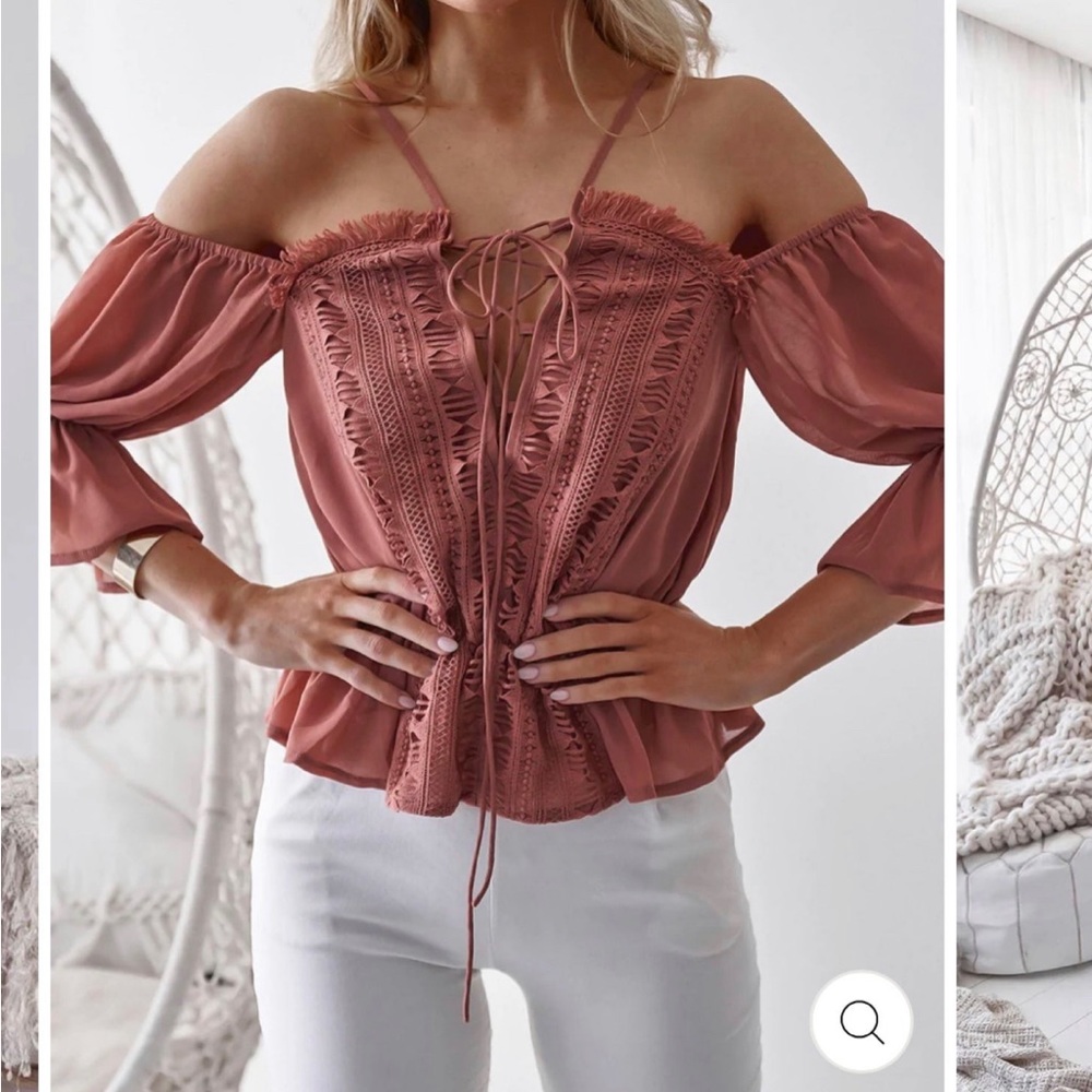Jaus Off Shoulder Top